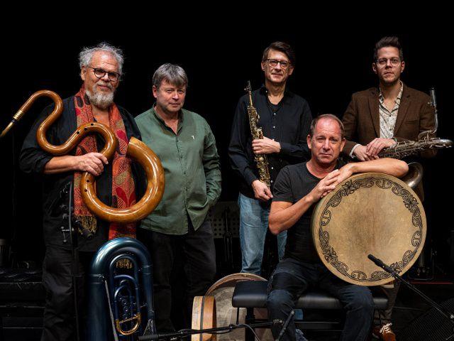 Bild von #32 PATRICK BEBELAAR & FRIENDS: PANTHEON