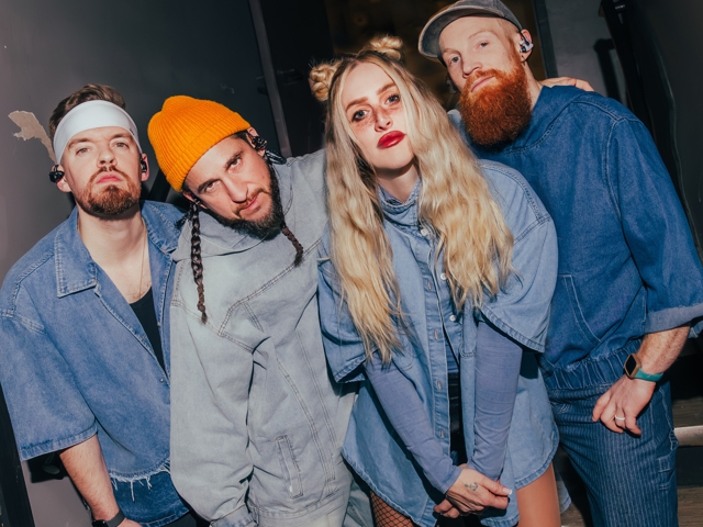Bild von WALK OFF THE EARTH