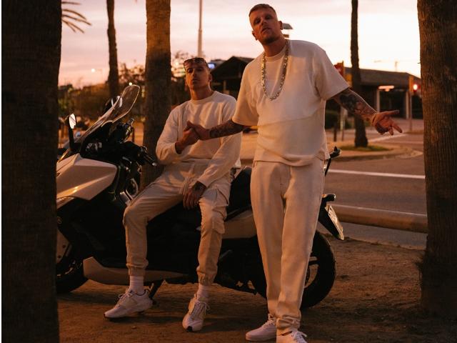 Bild von BONEZ MC & RAF CAMORA