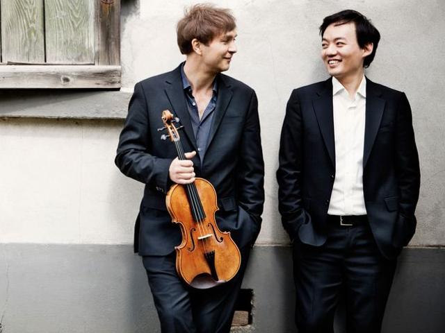 Bild von Nils Mönkemeyer, Viola