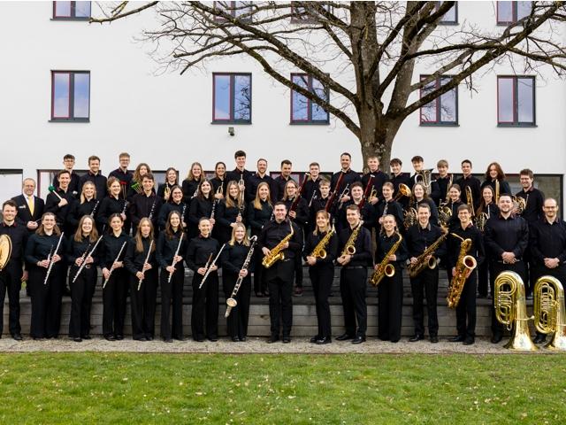 Junge Bläserphilharmonie trifft Landespolizeiorchester Baden-Württemberg