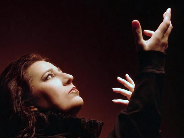 Bild von Maria Farantouri – SINGING WITH MIKIS